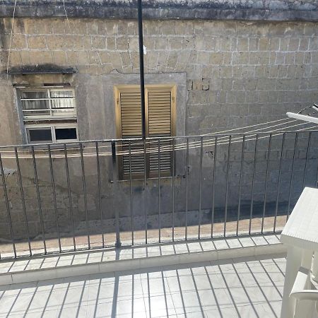 L'Aurora House Apartment Наполи Екстериор снимка