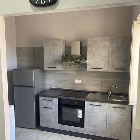 L'Aurora House Apartment Наполи Екстериор снимка